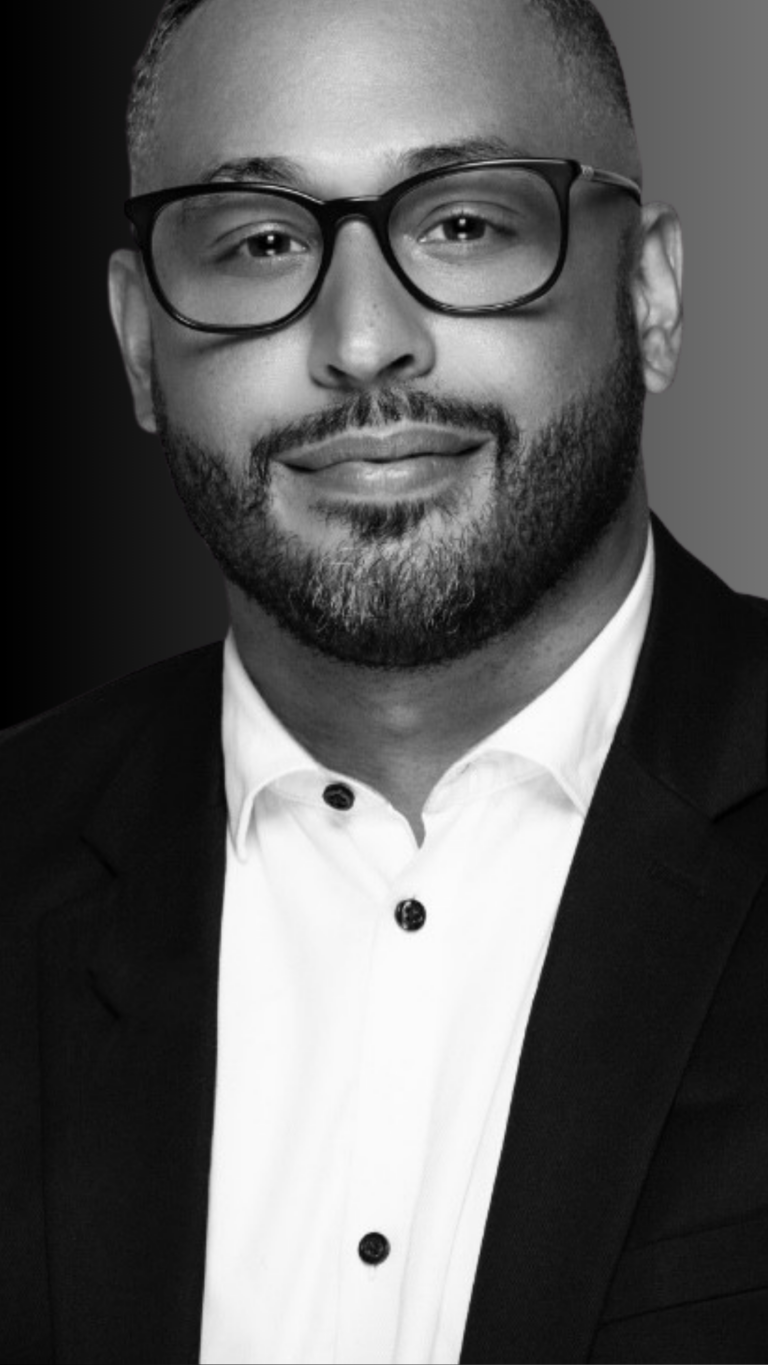 Orlando Headshot